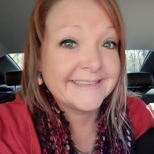 Meet your Posher, Vickie